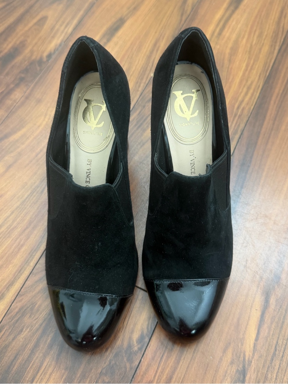 Vince Camuto Black Suede & Patent Cap-Toe High-Heel Pumps – Women’s Size 8